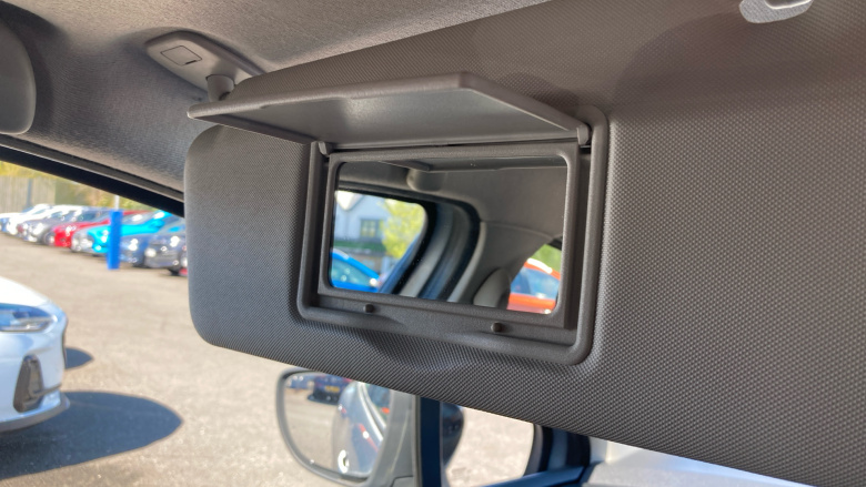 Renault Clio 1.2 16V Dynamique Nav 5dr Petrol Hatchback